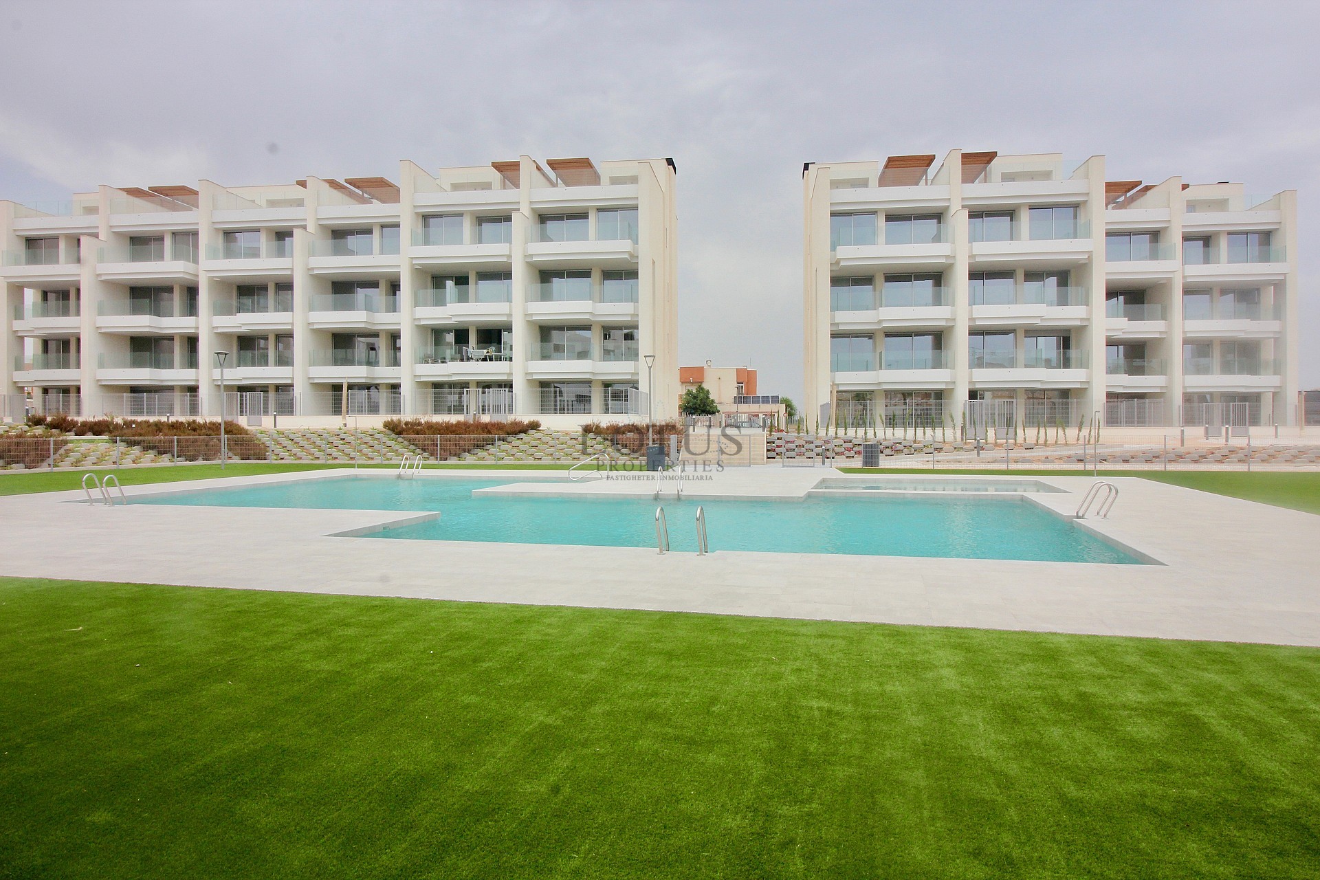 Inflyttningsklar nyproduktion i Playa Flamenca/Los Dolses - Lotus Properties