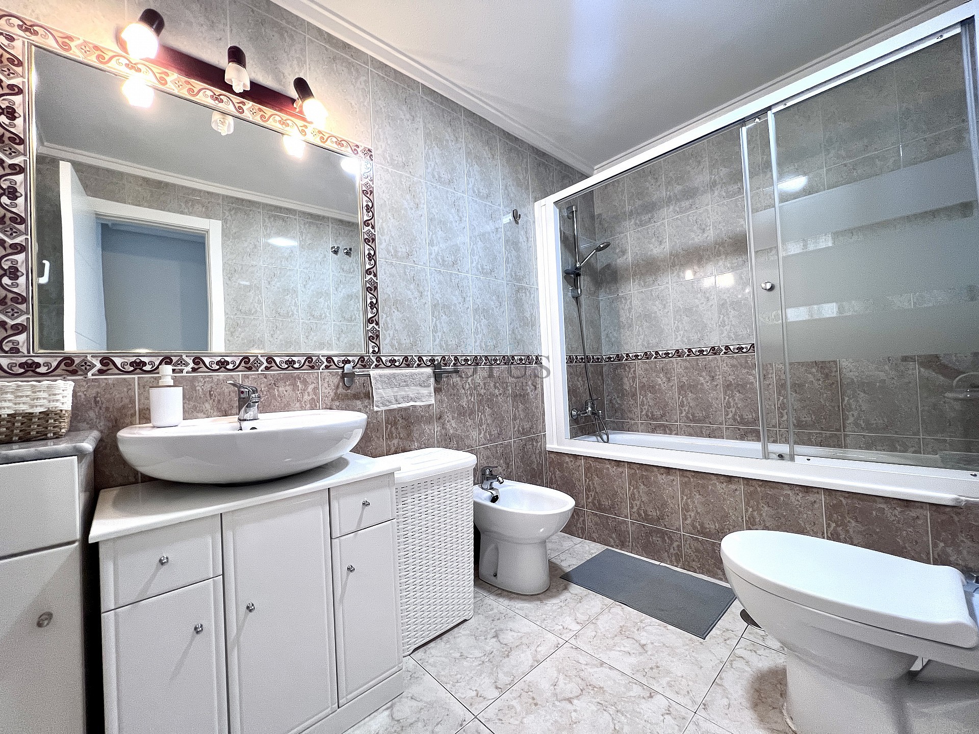 Lägenhet endast 60 meter från Playa de los Locos – Torrevieja - Lotus Properties